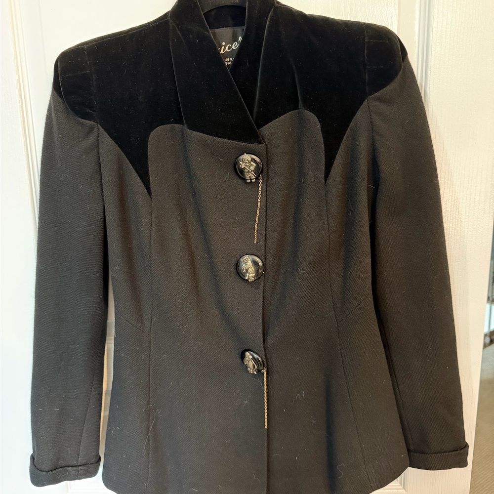 Vintage Black Velvet Yoke Tailored Jacket with amazing snap off buttons